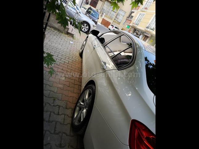 SAHİBİNDEN ORJİNAL TEMİZ BMW 3.20D