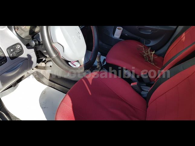 SAHİBİNDEN 2004 HUNDAİ ACCENT 1.3 KLİMALI FULL BAK