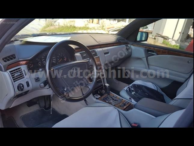 E 200 OTOMATİK ELEGANCE
