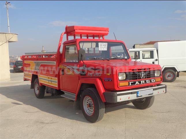  ANKARADA DAMPERLİ 2000 MODEL PERKİNS DOÇ