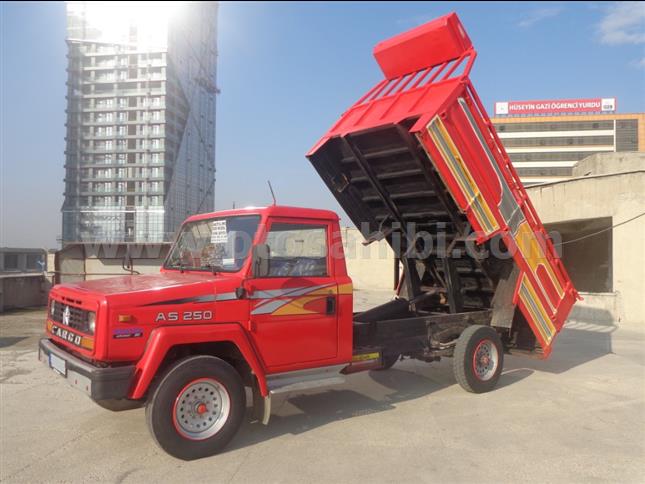  ANKARADA DAMPERLİ 2000 MODEL PERKİNS DOÇ