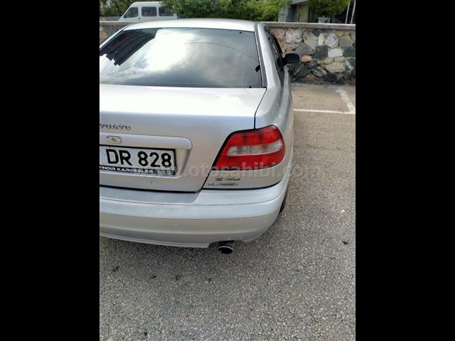 2004 S40 1.6 LPG Lİ 320.000KM DEĞİŞEN YOK