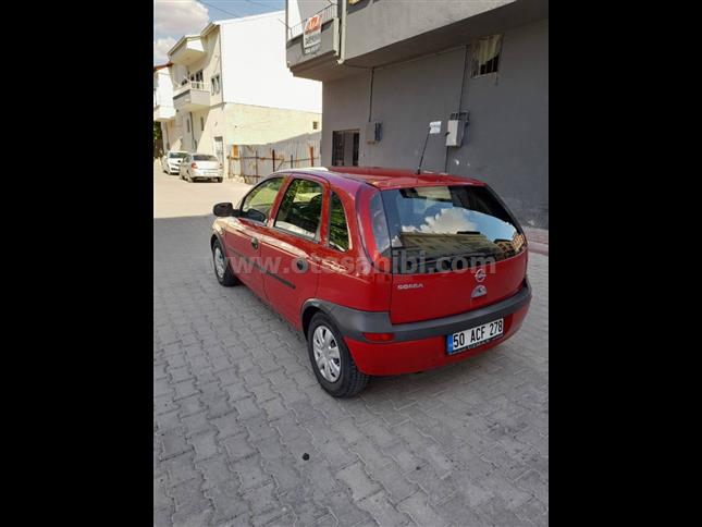 BOYASIZ DEGİŞENSİZ HASAR KAYITSIZ OPEL CORSA 