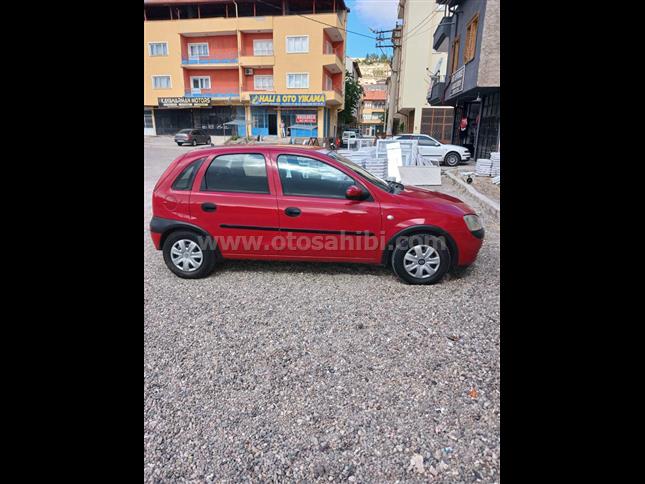 BOYASIZ DEGİŞENSİZ HASAR KAYITSIZ OPEL CORSA 
