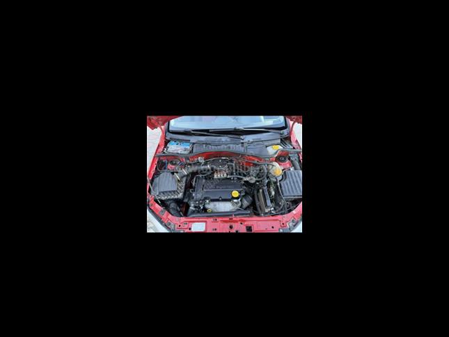 BOYASIZ DEGİŞENSİZ HASAR KAYITSIZ OPEL CORSA 