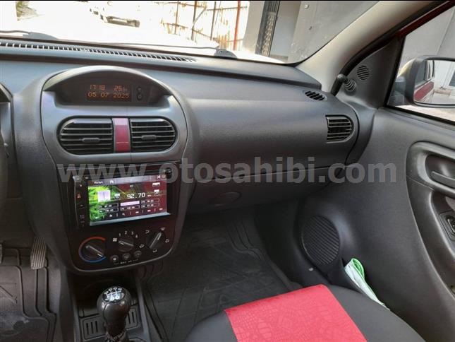 BOYASIZ DEGİŞENSİZ HASAR KAYITSIZ OPEL CORSA 