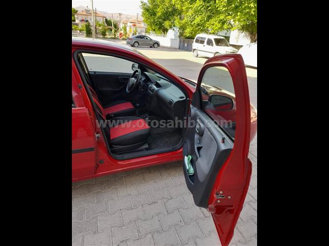 BOYASIZ DEGİŞENSİZ HASAR KAYITSIZ OPEL CORSA 